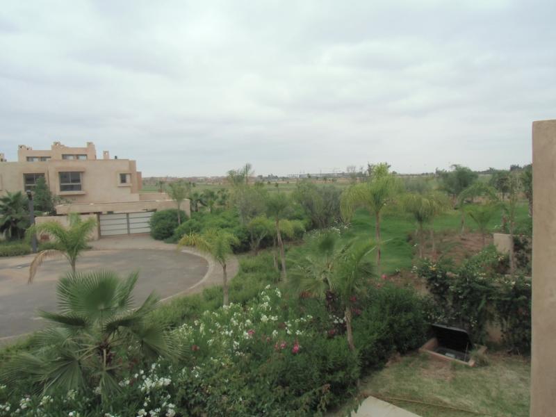 PRESTIGIA : Villa de 300m²