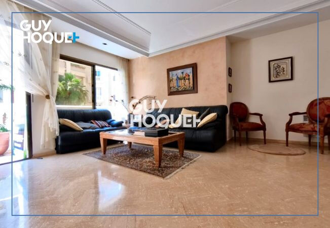 Magnifique appartement situé à racine dans une impasse calme et sécurisée.  Construction signée HARROCH