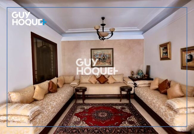 Magnifique appartement situé à racine dans une impasse calme et sécurisée.  Construction signée HARROCH