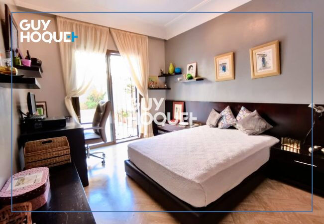 Magnifique appartement situé à racine dans une impasse calme et sécurisée.  Construction signée HARROCH