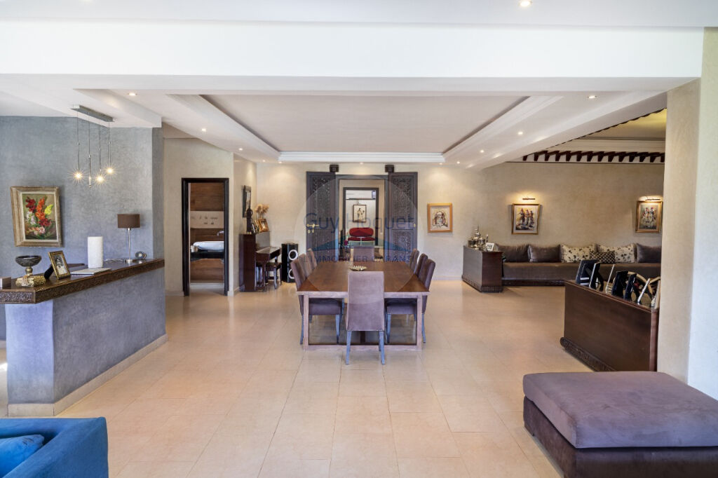 MARRAKECH : villa 7 pièces à vendre