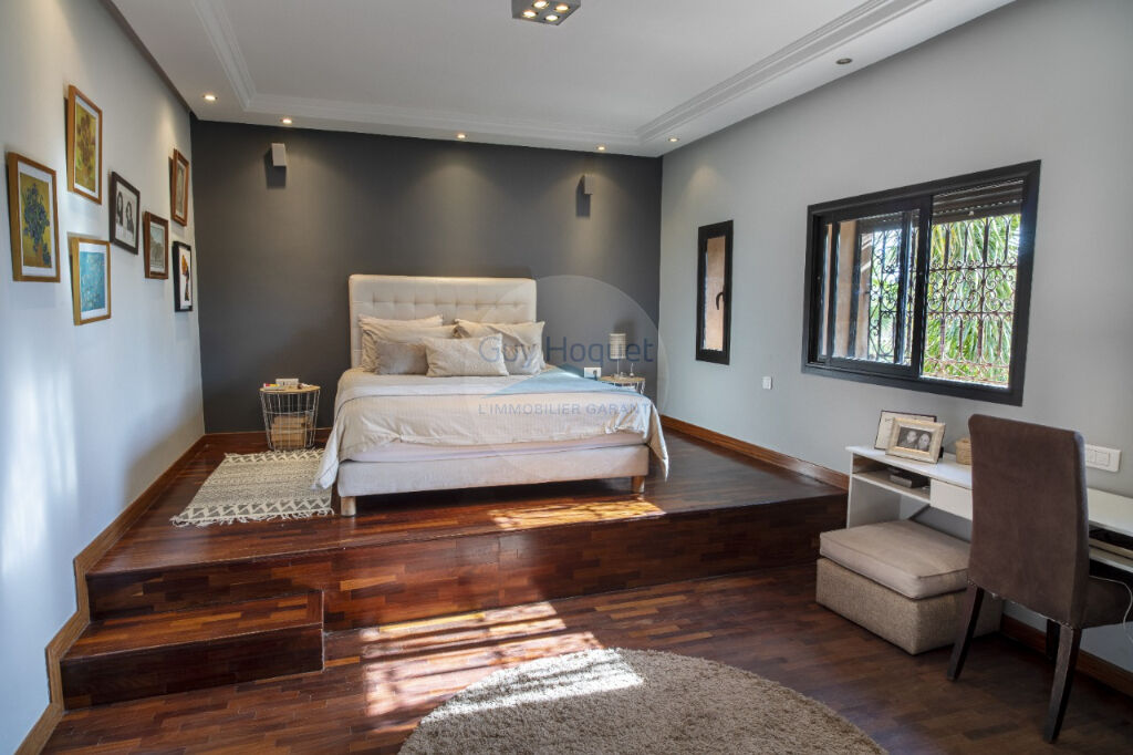 MARRAKECH : villa 7 pièces à vendre