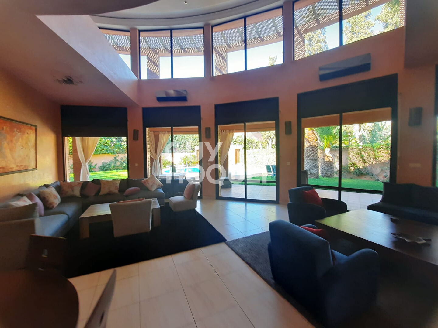 EXCLU VENTE VILLA TARGA  8 CHAMBRES SUR UN TERRAIN DE 1 084 m²