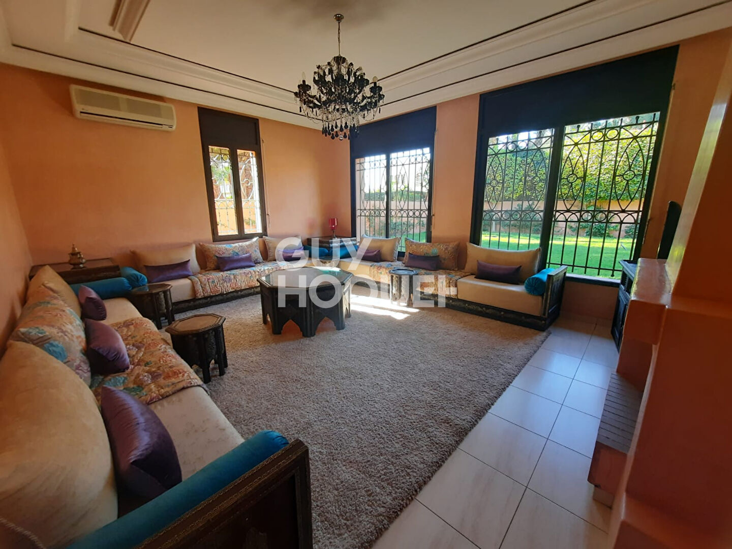 EXCLU VENTE VILLA TARGA  8 CHAMBRES SUR UN TERRAIN DE 1 084 m²