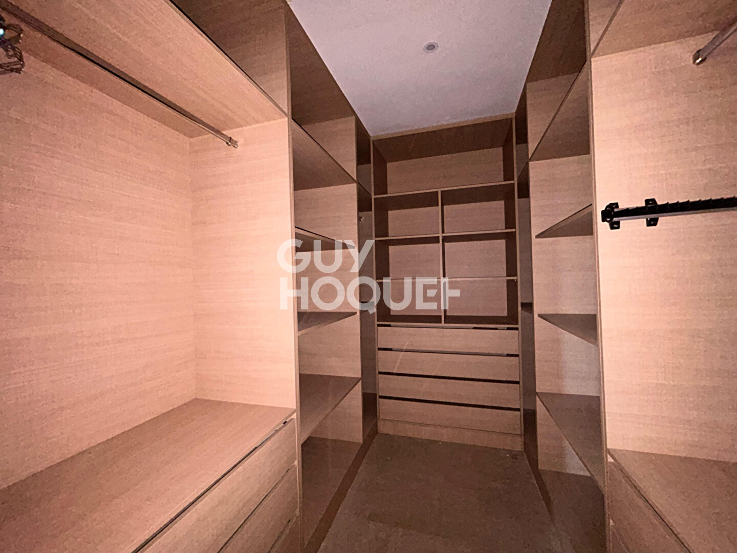 ACHAT/VENTE : Villa 4 chambres avec piscine à River Palm