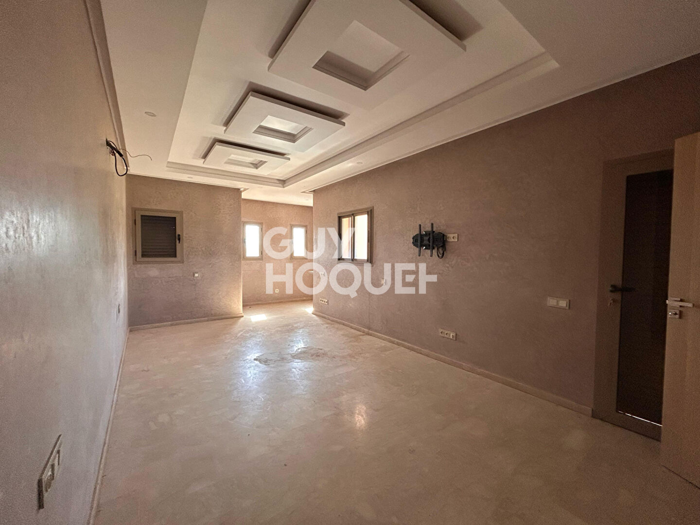 ACHAT/VENTE : Villa 4 chambres avec piscine à River Palm
