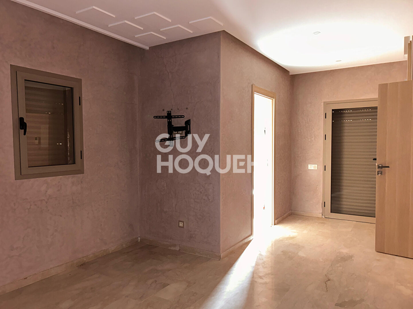 ACHAT/VENTE : Villa 4 chambres avec piscine à River Palm