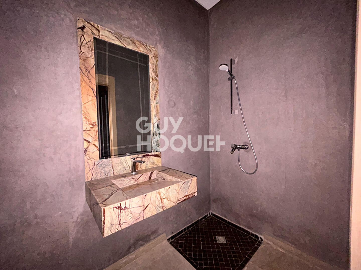 ACHAT/VENTE : Villa 4 chambres avec piscine à River Palm