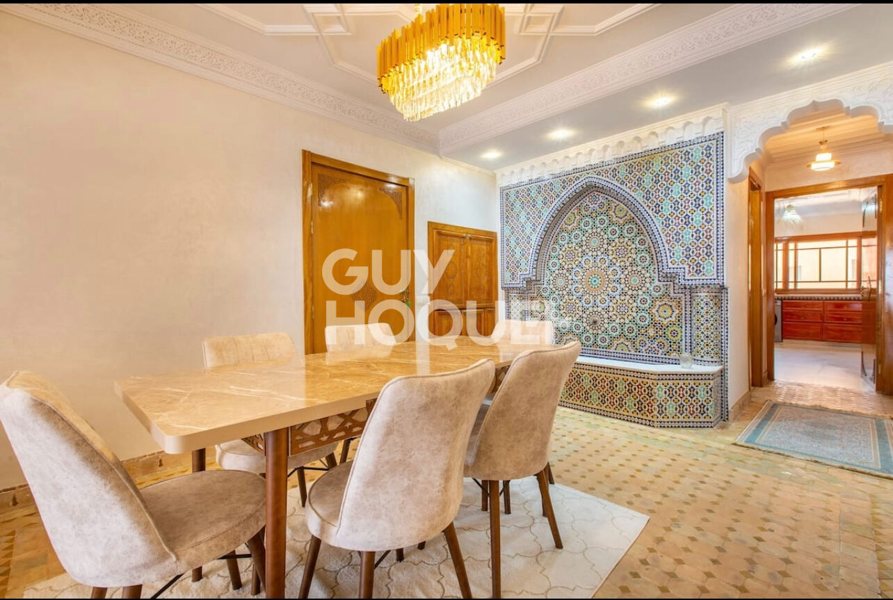 LOCATION : appartement 3 pièces (102 m²) à GUELIZ.