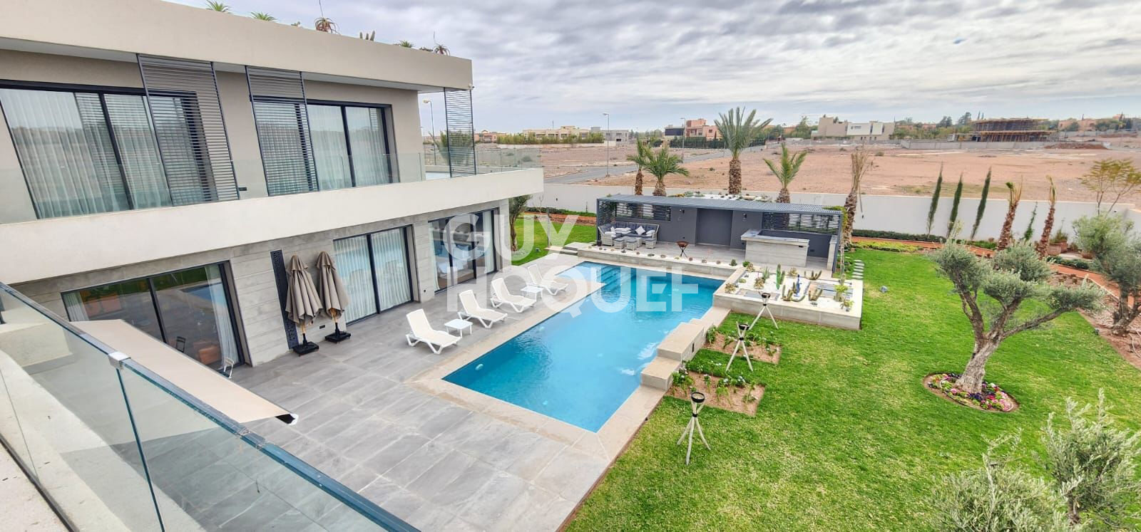ACHAT/VENTE : Villa 4 suites sur un terrain de 2093 m² à MArrakech