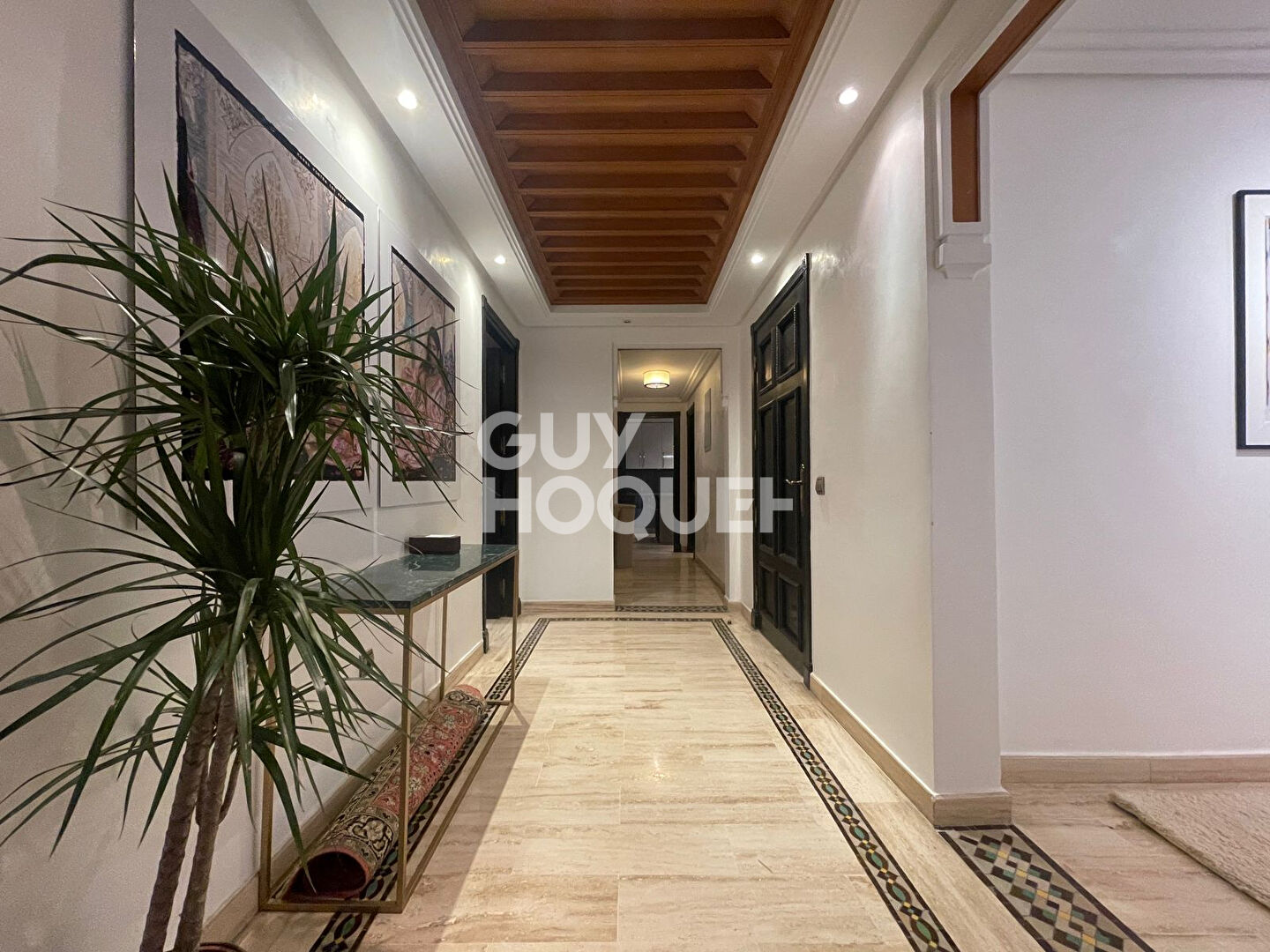 VENTE : appartement F5 (247 m²) à Marrakech
