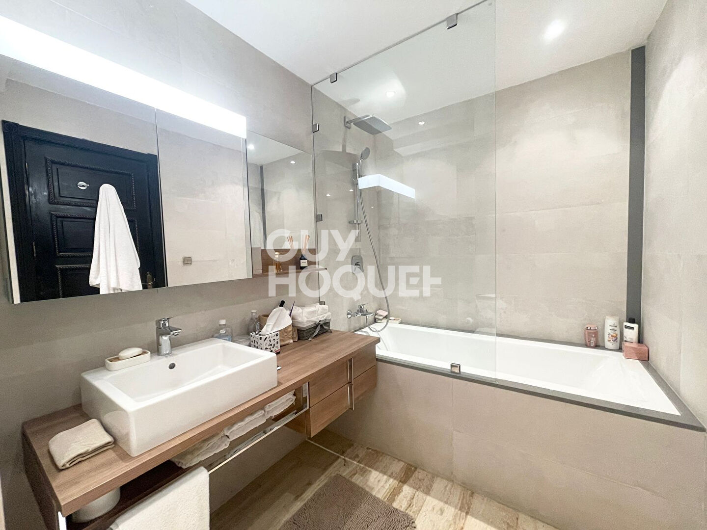 VENTE : appartement F5 (247 m²) à Marrakech