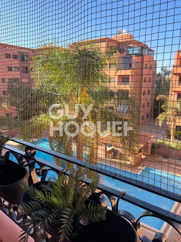 A louer: bel appartement 2 pièces (65 m²)  avec piscine à l'hivernage