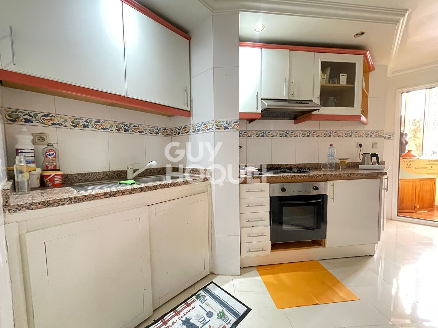 Location: appartement F3 (92 m²) à louer à Majorelle