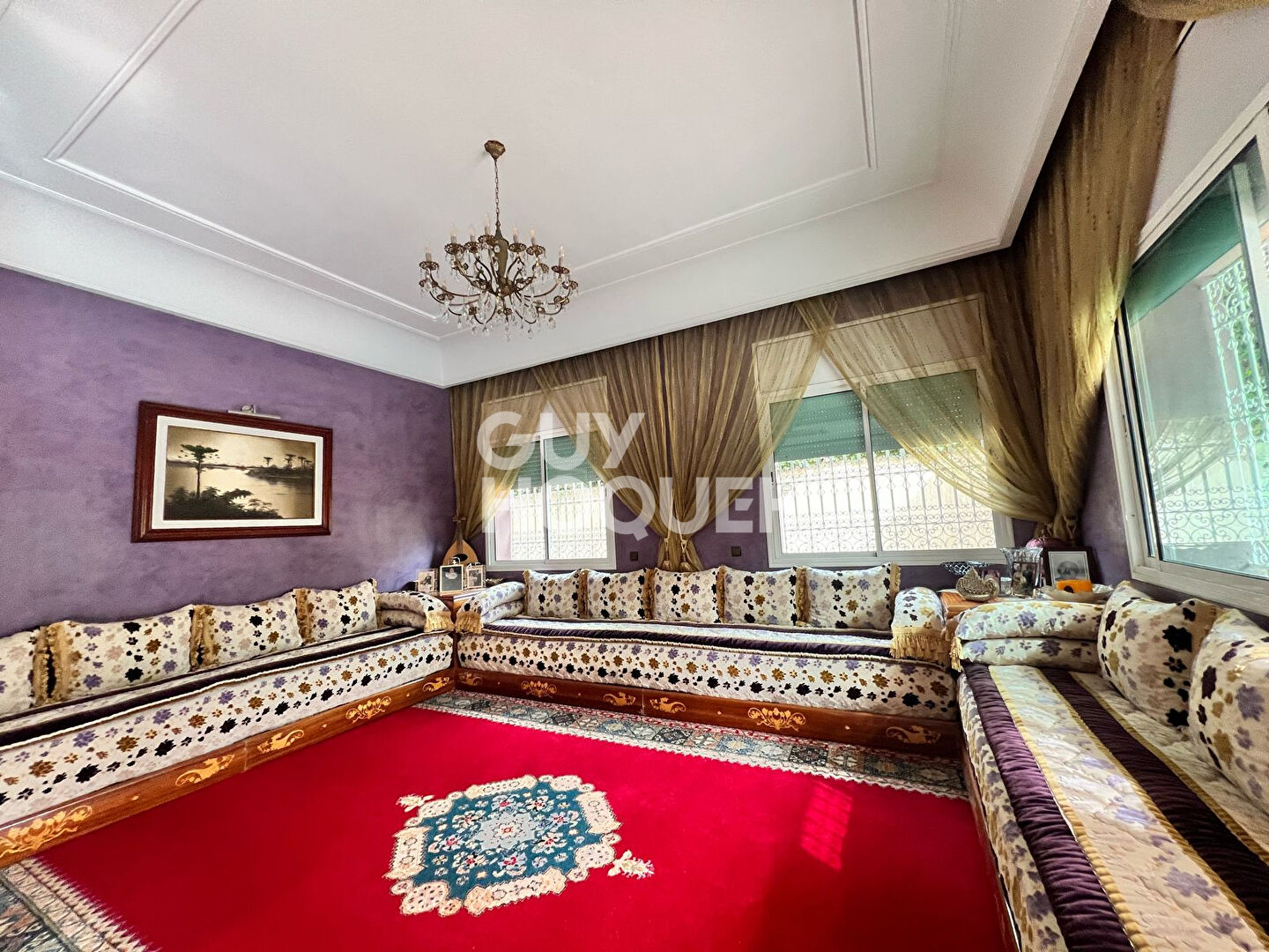 Achat/vente Targa Villa individuelle Type 7 740m² de terrain  plus dépendances .