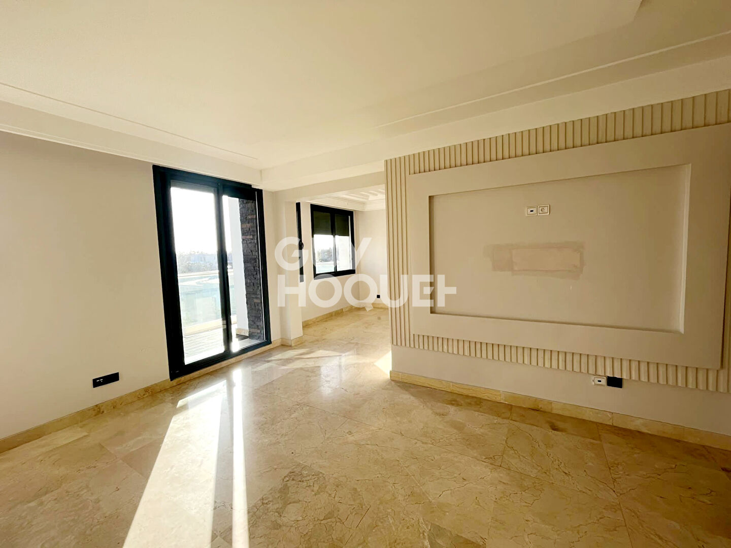 Appartement Bouskoura ensoleillé avec Vue sur Golf 199 m2 titrés