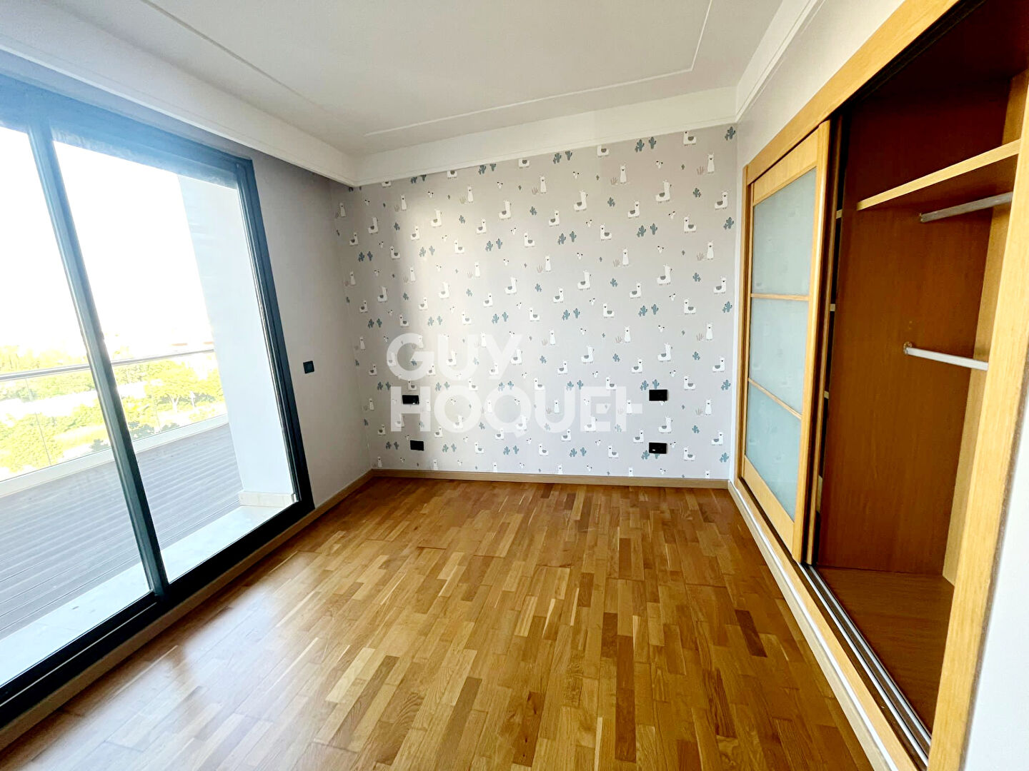 Appartement Bouskoura ensoleillé avec Vue sur Golf 199 m2 titrés