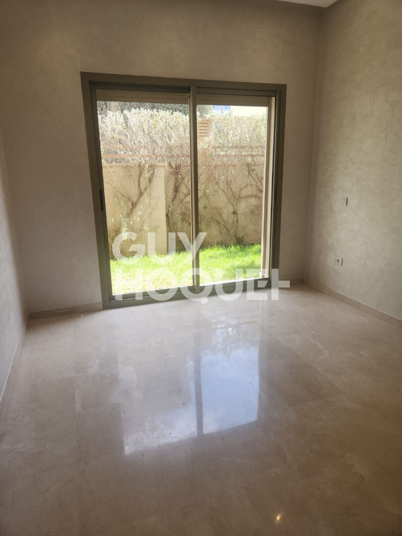 Très beau rez de jardin dans une résidence prémium à Bouskoura Ville Verte.