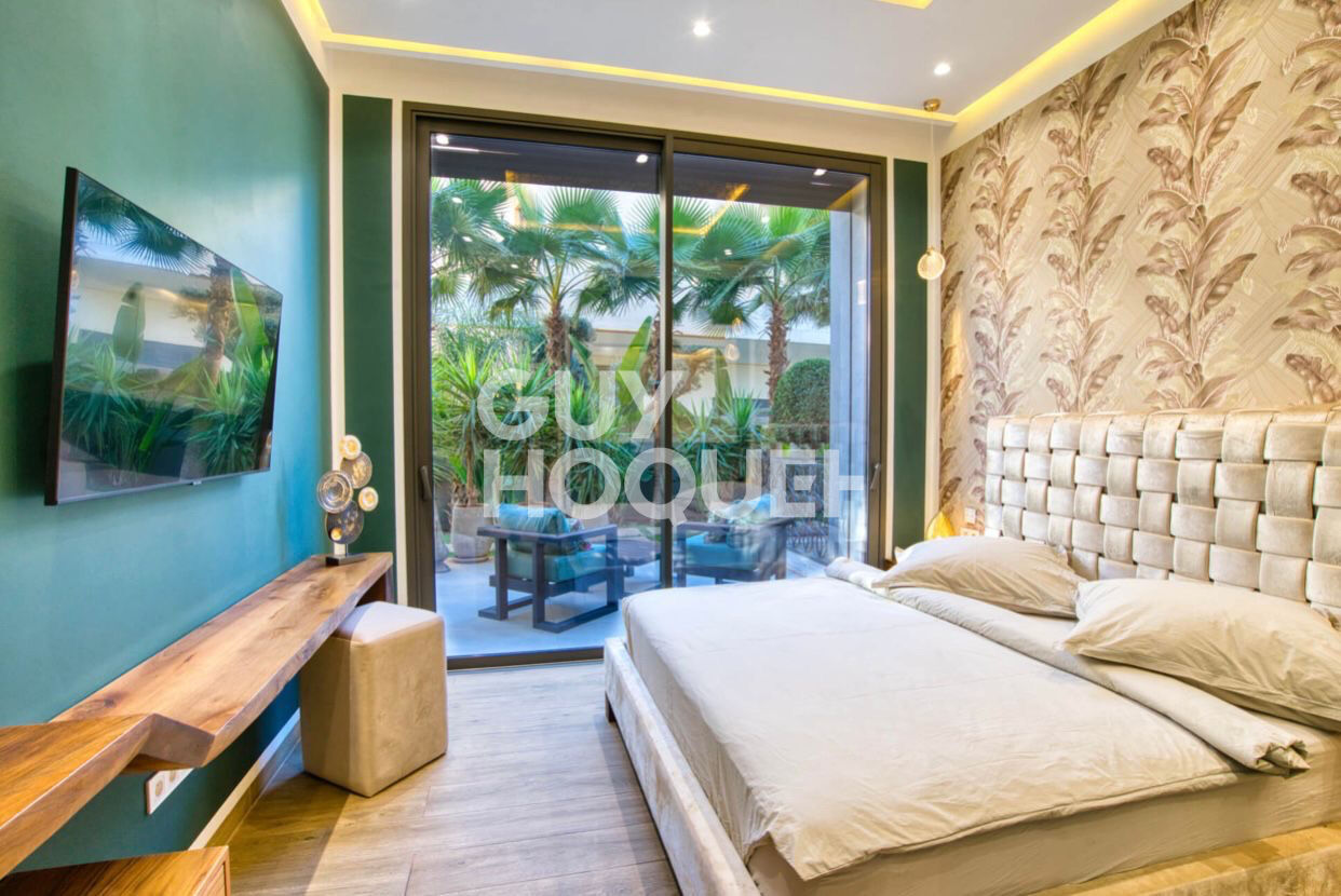 ACHAT-VENTE: VILLA DE PRESTIGE VUE FRONT GOLF