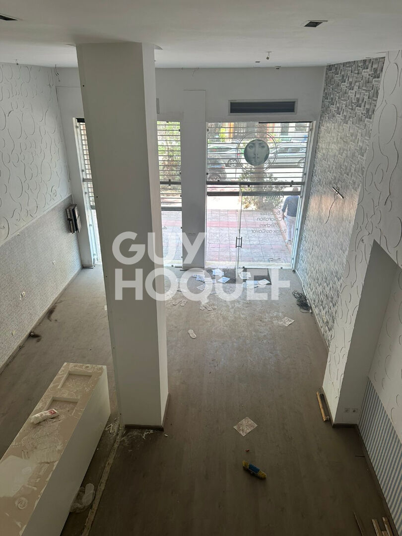 Local commercial à vendre