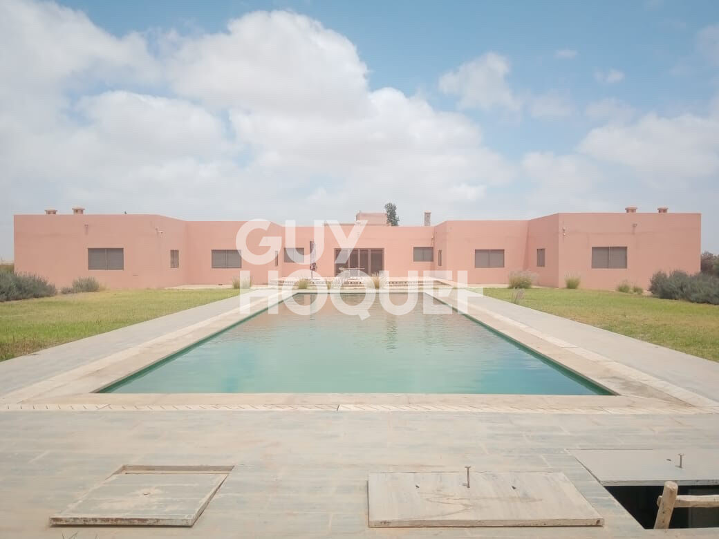 VENTE-ACHAT: Villa Tameslohte 7 pièce(s) 460 m2