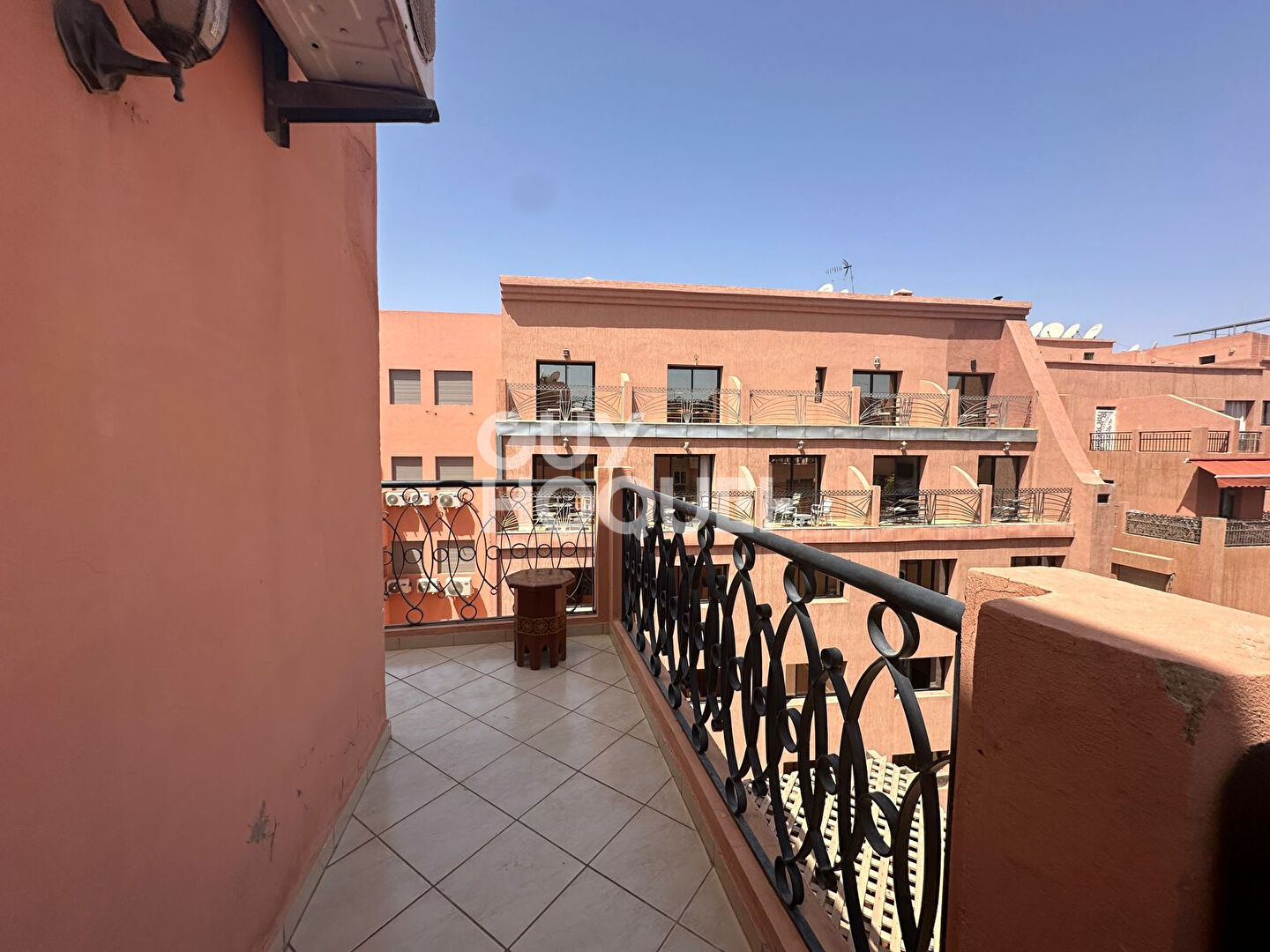 LOCATION: Studio de 60 m² T1 au coeur de gueliz