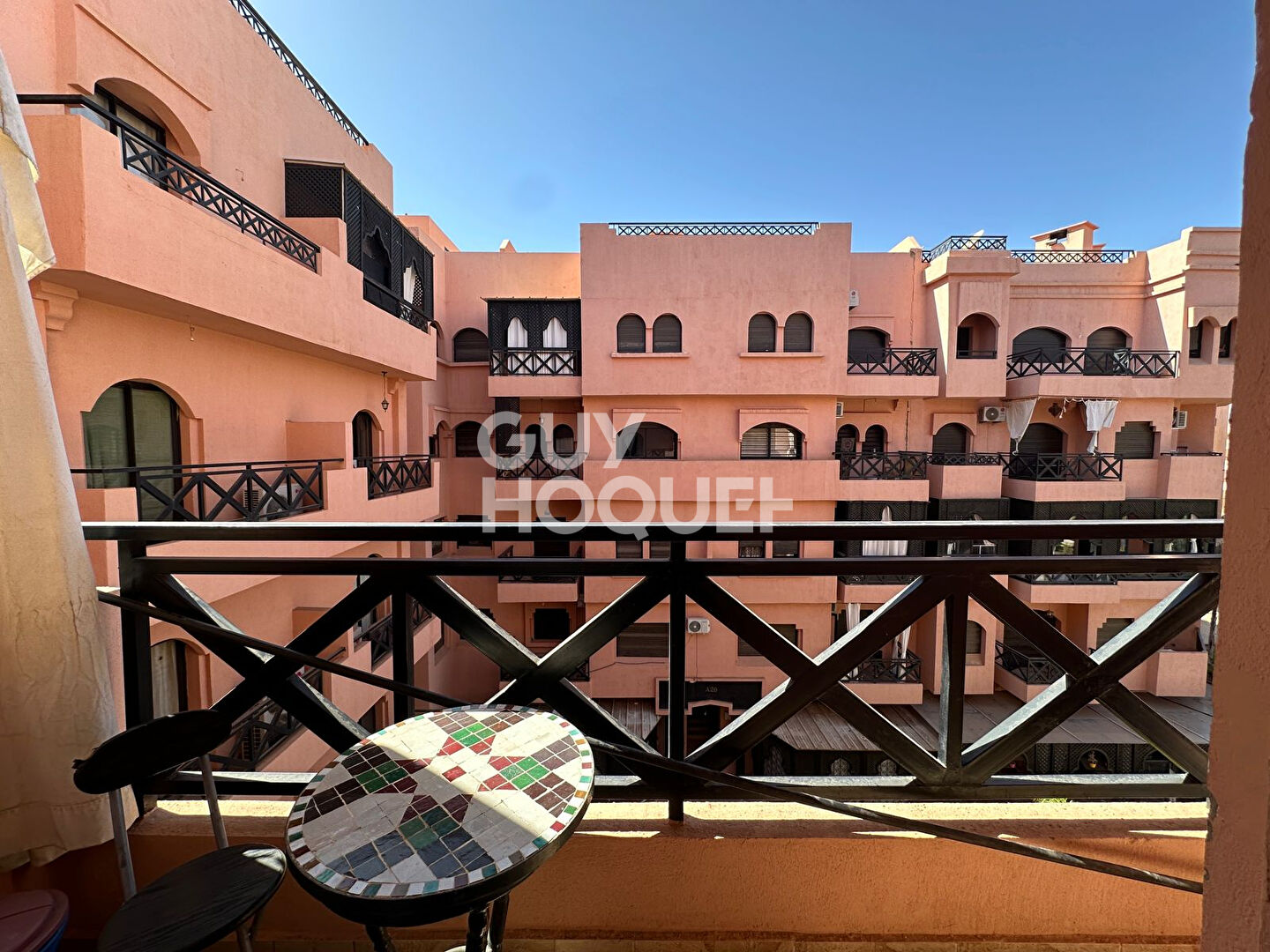 Marrakech : appartement de 3 pièces avec piscine (70 m²) en location