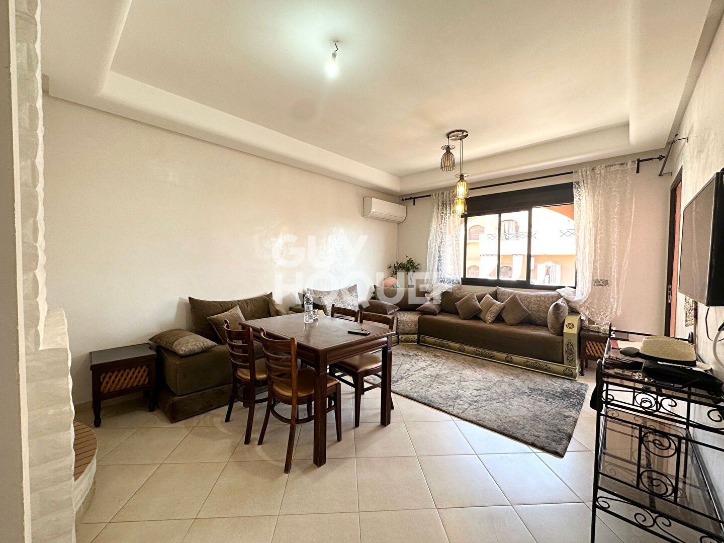 Marrakech : appartement de 3 pièces avec piscine (70 m²) en location