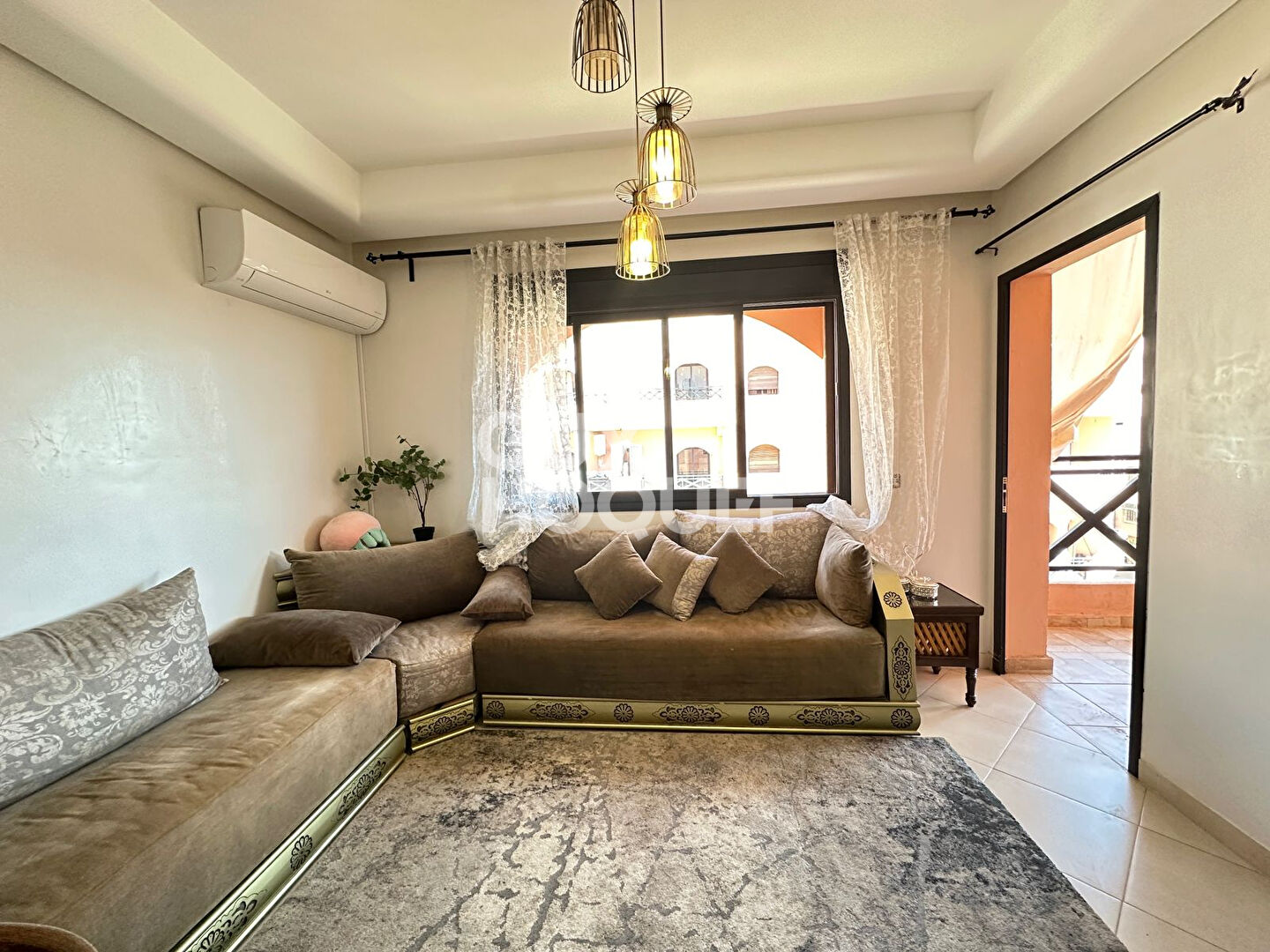 Marrakech : appartement de 3 pièces avec piscine (70 m²) en location