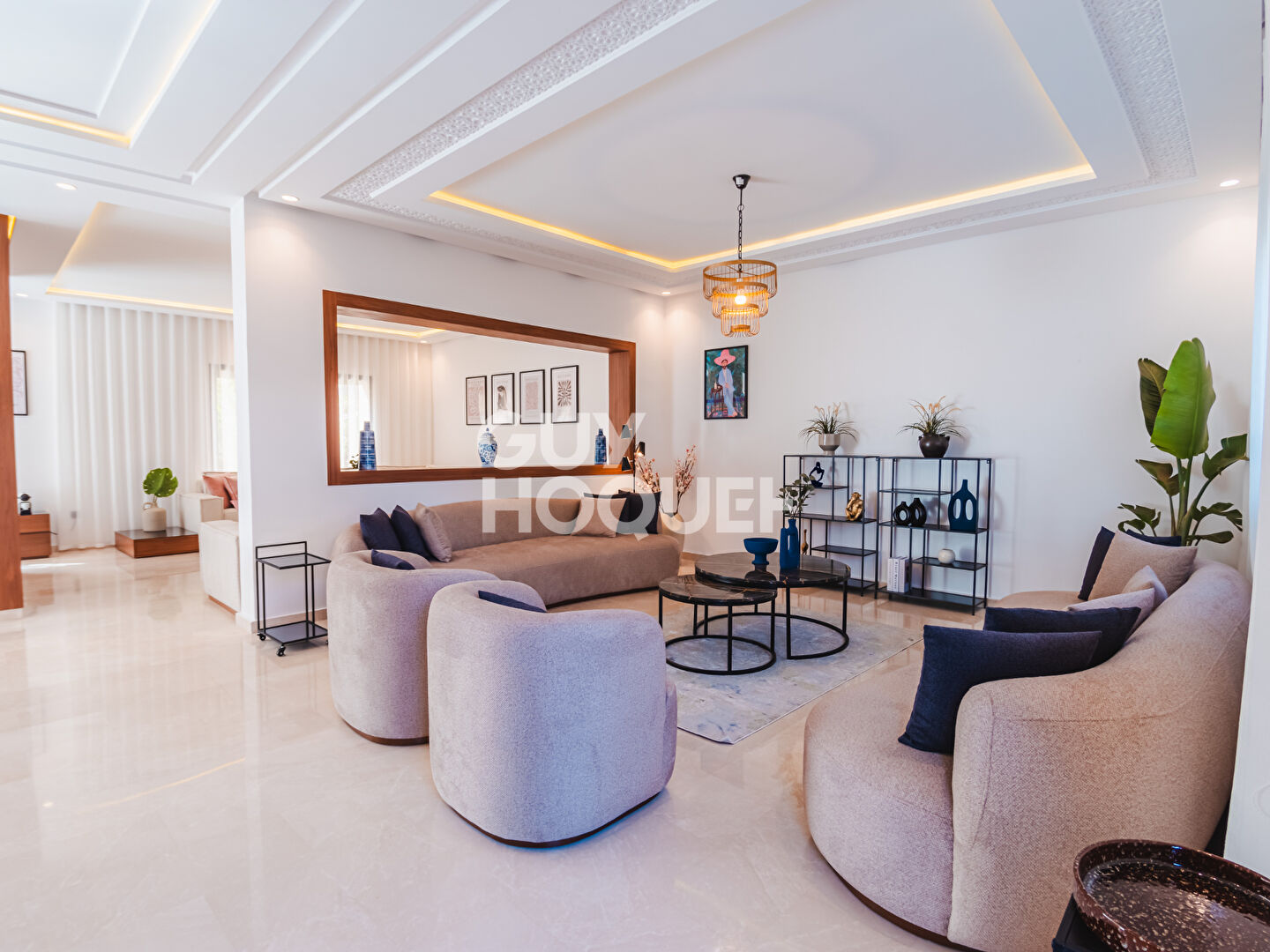 En vente / Marrakech Villa clé en main  et avec VNA !!!