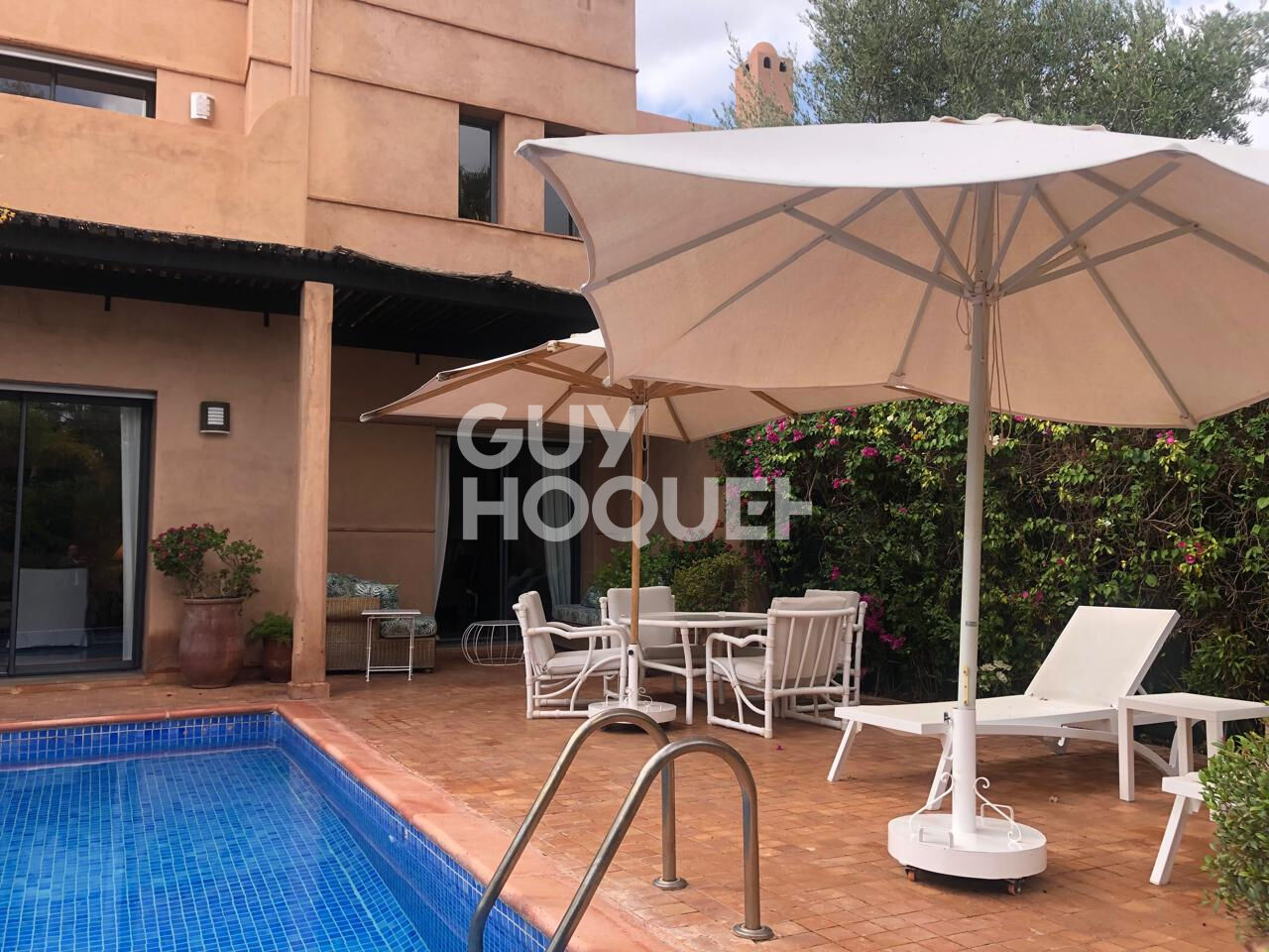 Villa waky à vendre front golf