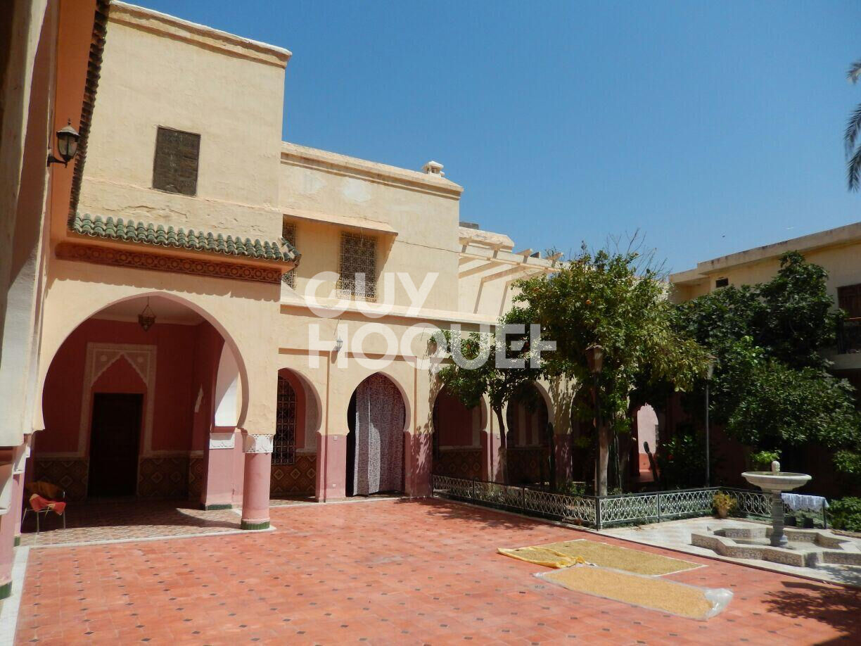 Achat /vente. Exceptionnel Riad 1374m² au sol .