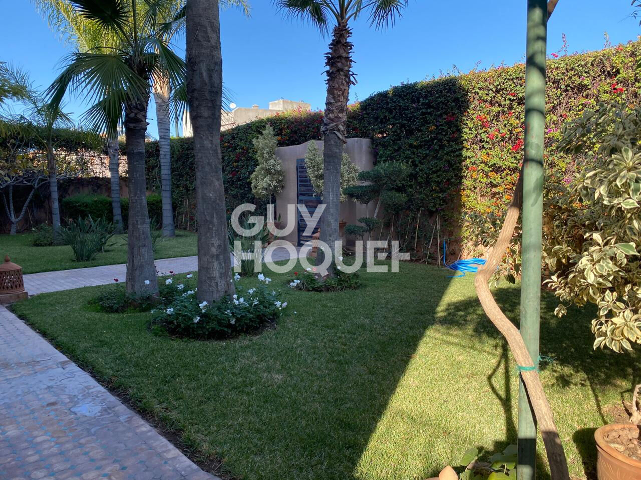 A vendre : Maison de standing sur le boulevard Mohamed 6