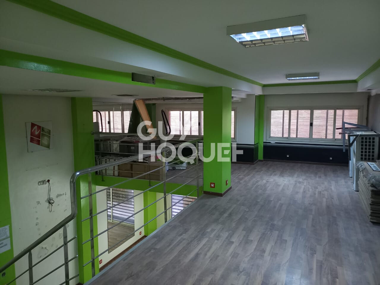 Achat / Vente Local commercial  commercial  122m²