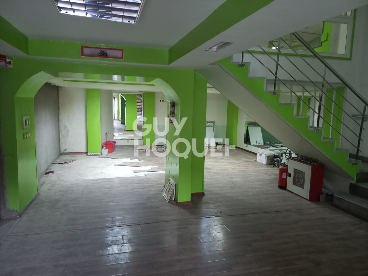 Achat / Vente Local commercial  commercial  122m²