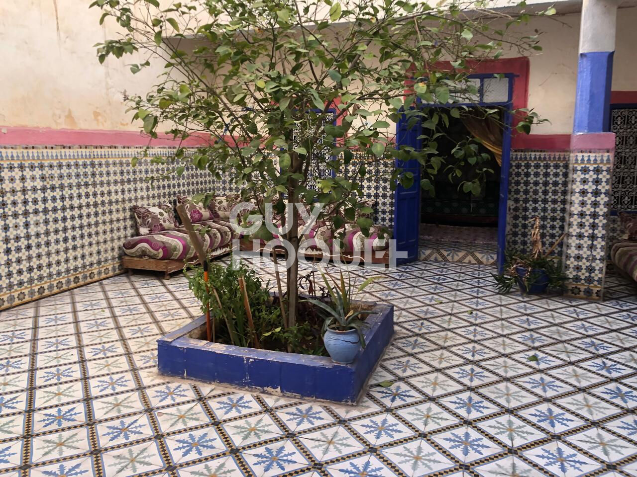 Achat/ vente Riad Bab Doukala  à rénover 158m²