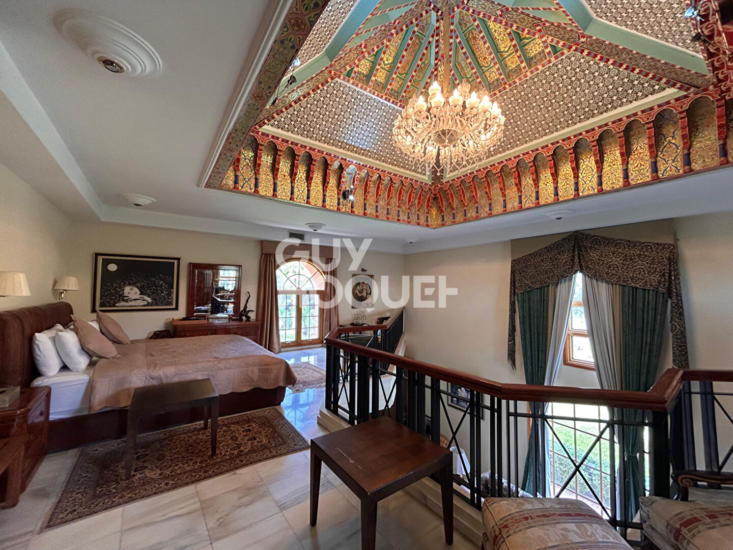 Achat/Vente  La Palmeraie Villa  10 pièce(s) sur 1 hectare.