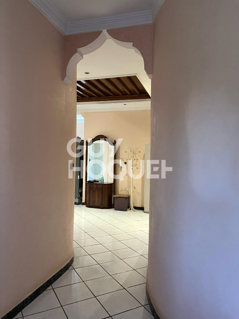 À vendre : Appartement spacieux de 4 pièces à Guéliz, Marrakech
