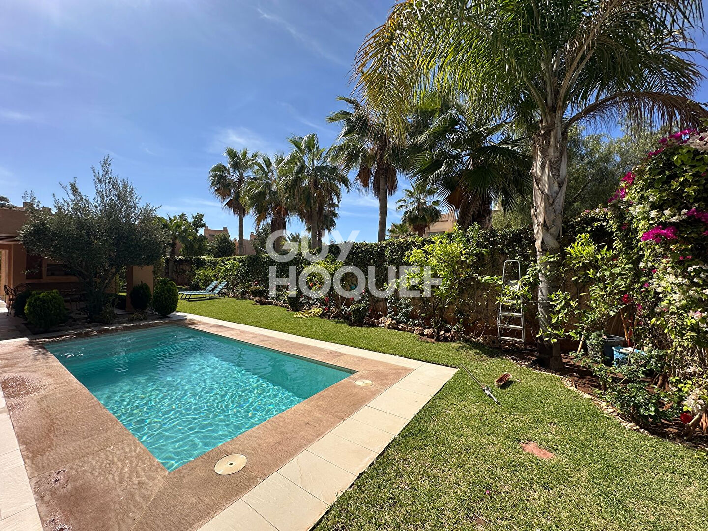 à louer: villa 3 chambres avec piscine à prestigia