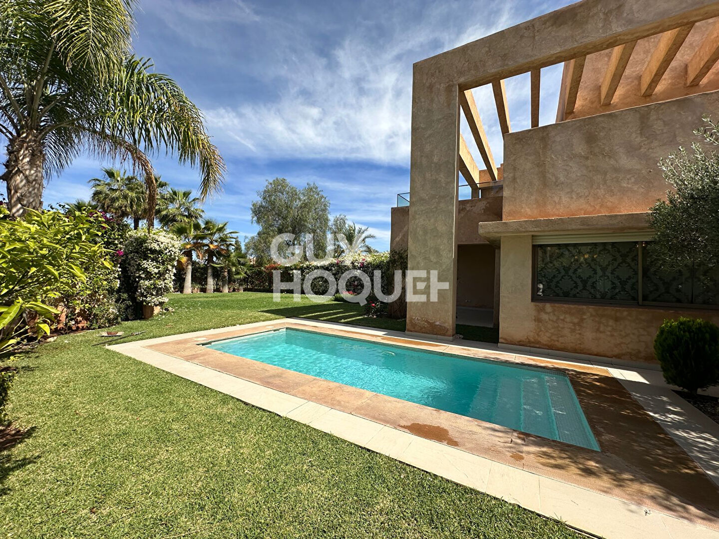 à louer: villa 3 chambres avec piscine à prestigia