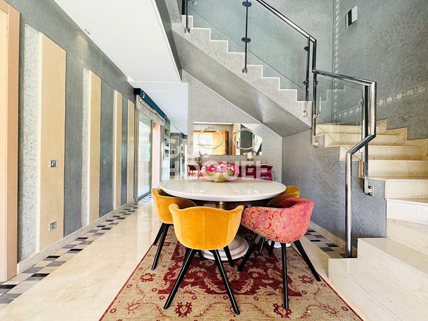 à louer: villa 3 chambres avec piscine à prestigia