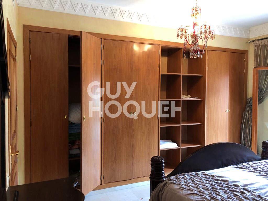 À vendre : Appartement spacieux de 3 chambres à Guéliz, Marrakech