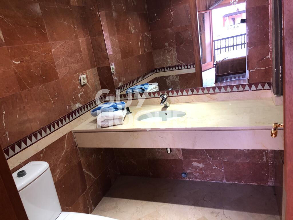 À vendre : Appartement spacieux de 3 chambres à Guéliz, Marrakech