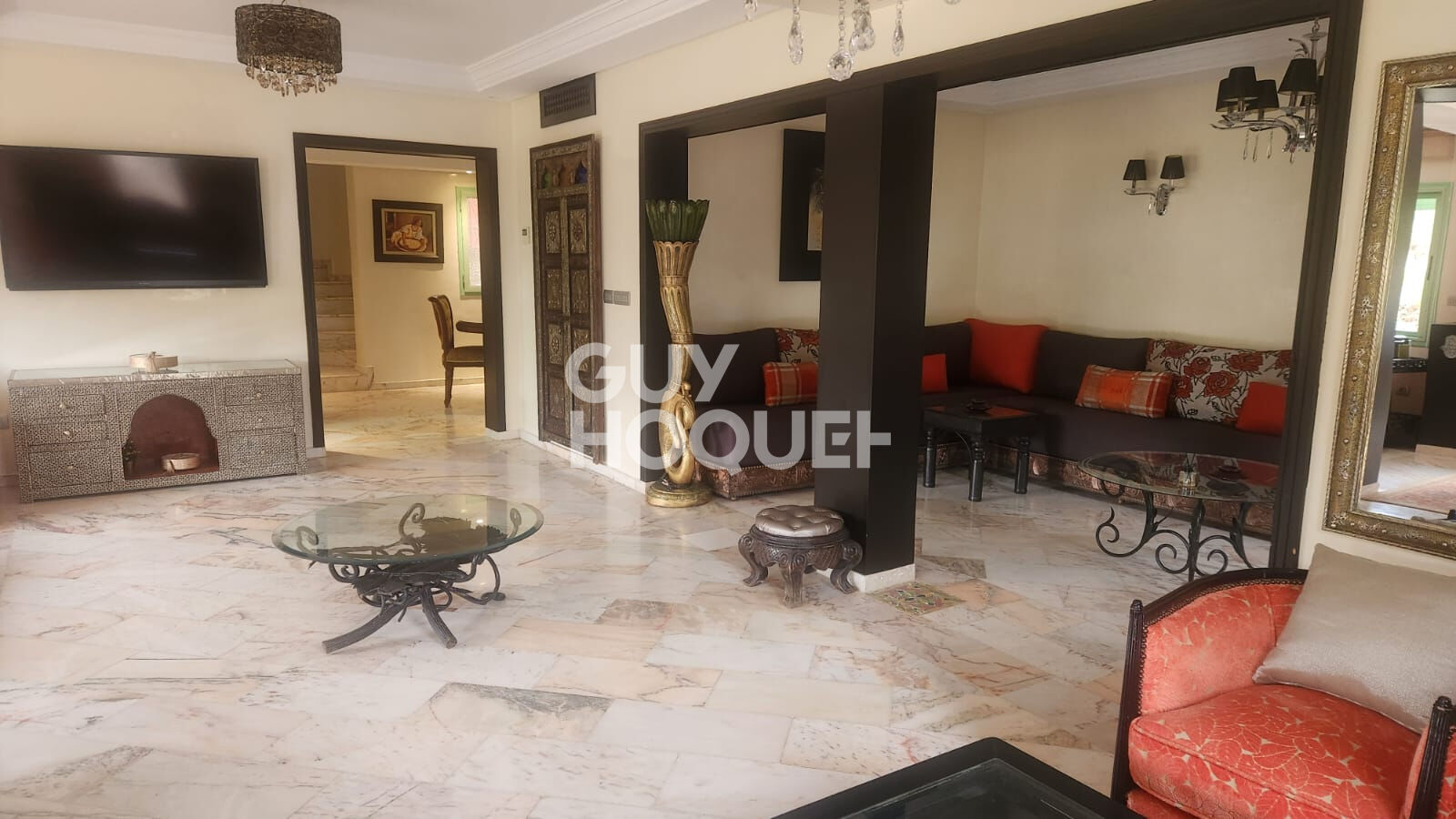 A louer  Duplex meublé 362 m² avec jardin T4 Palmeraie.