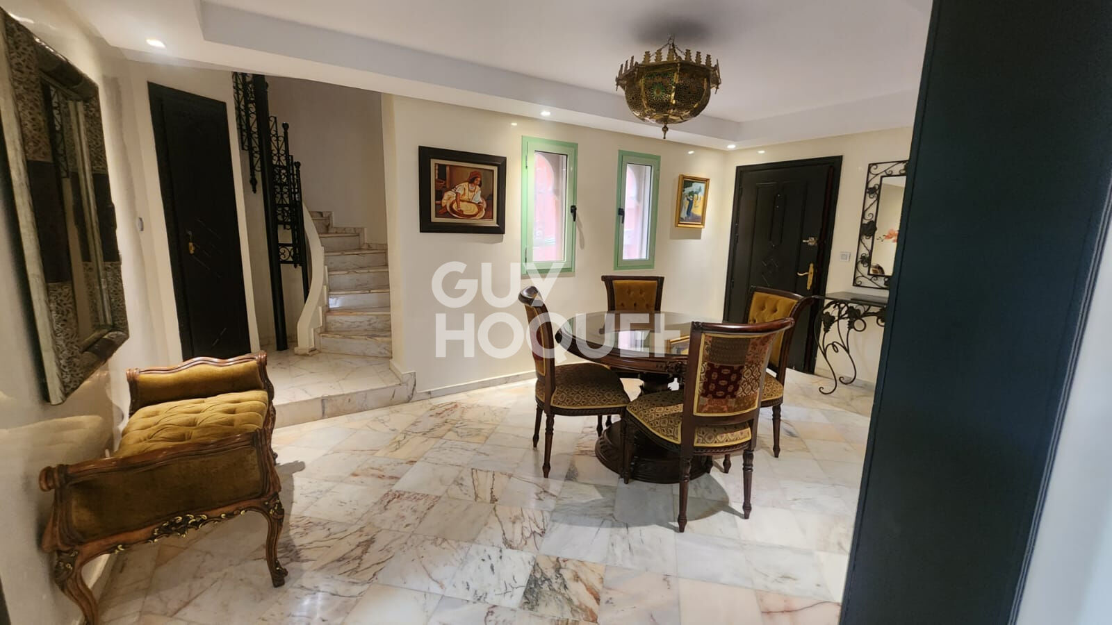 A louer  Duplex meublé 362 m² avec jardin T4 Palmeraie.