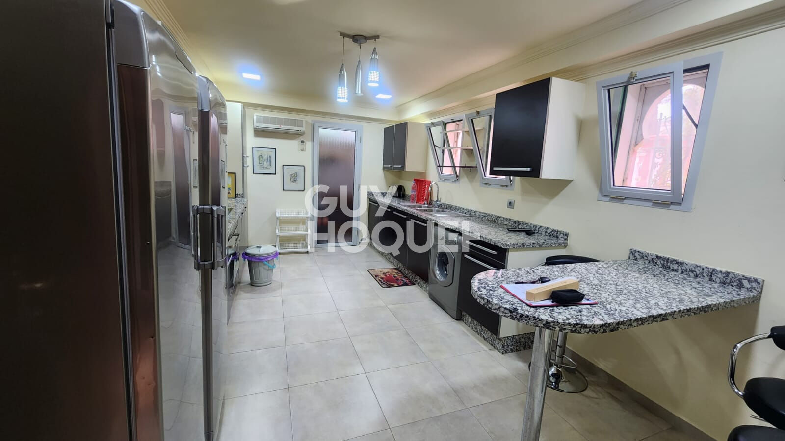 A louer  Duplex meublé 362 m² avec jardin T4 Palmeraie.