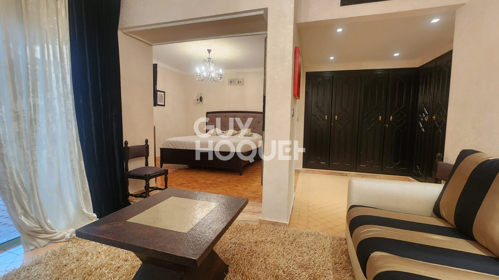 A louer  Duplex meublé 362 m² avec jardin T4 Palmeraie.