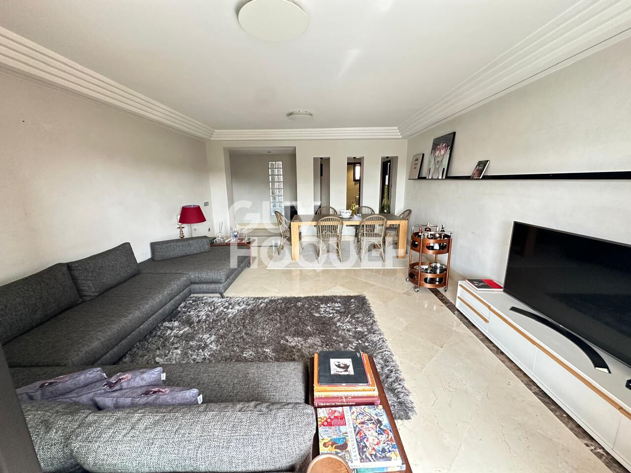 A LOUER: Appartement Marrakech 3 pièce(s) 125 m2 avec terrasse.