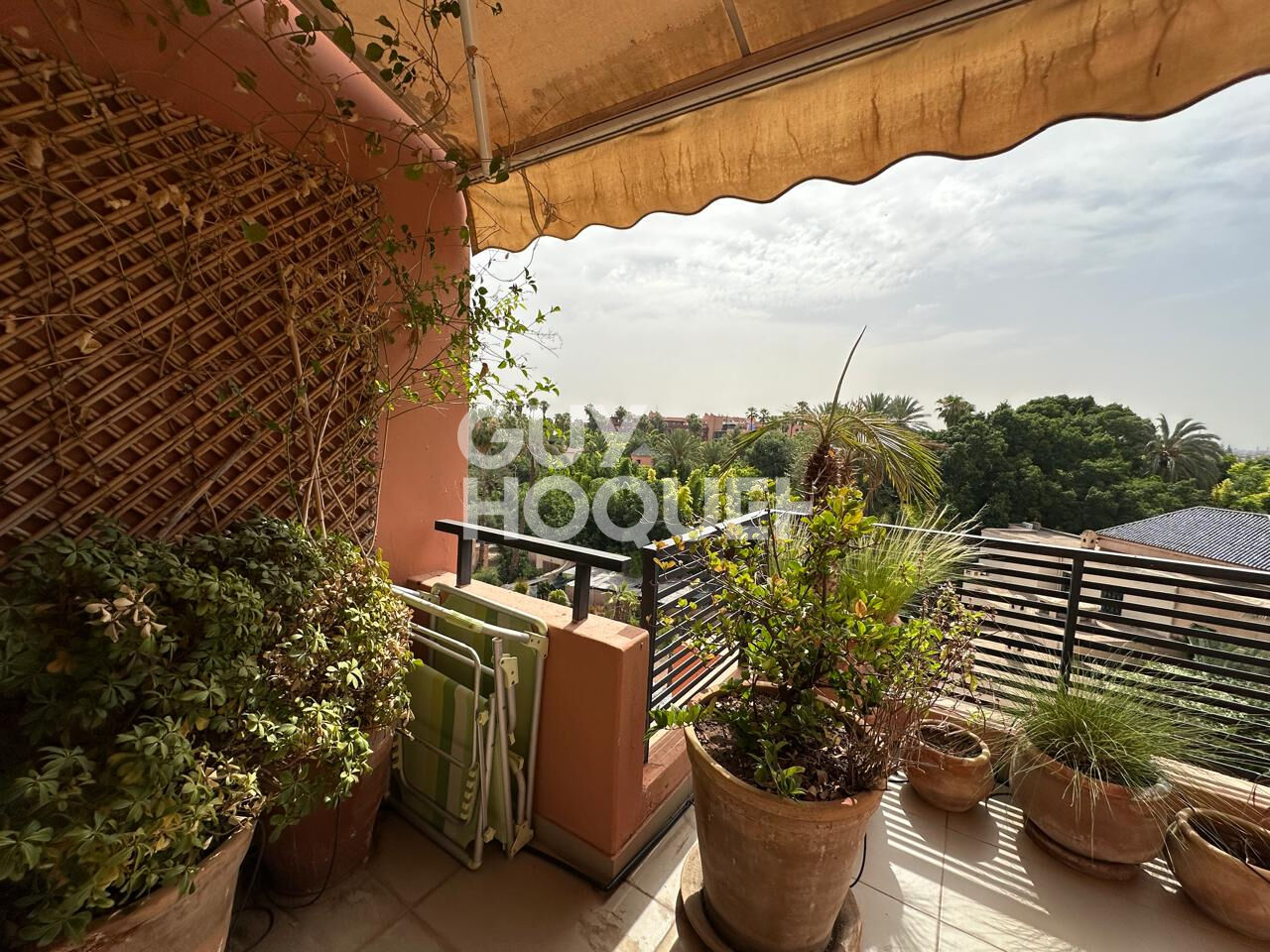 A LOUER: Appartement Marrakech 3 pièce(s) 125 m2 avec terrasse.