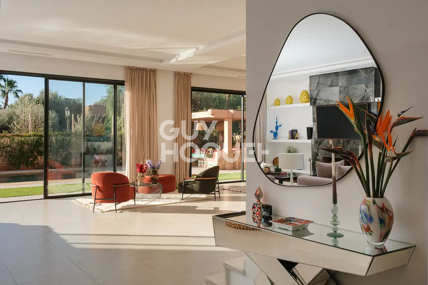 à louer: Villa de charme au Golf Amelkis, 4 chambres , 1200m² et 450m² habitable 